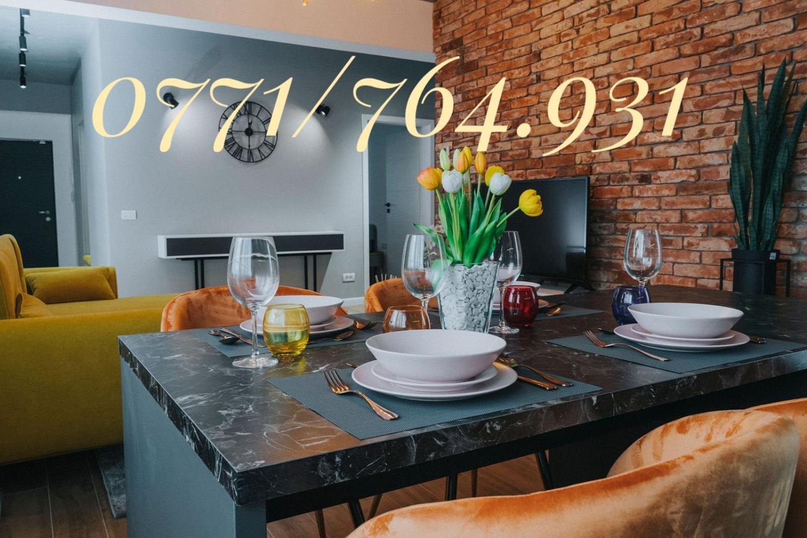 Charlotte Piata Unirii - Free Private Parking 2Bedrooms Apartment Oradea Exterior foto
